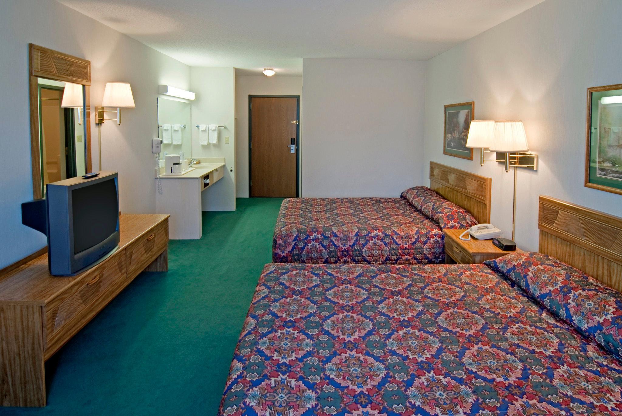 Americas Best Value Inn & Suites - Tahquamenon Country Newberry Camera foto